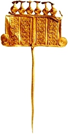 Judith_140_2_2 Gold pin for fastening clothing